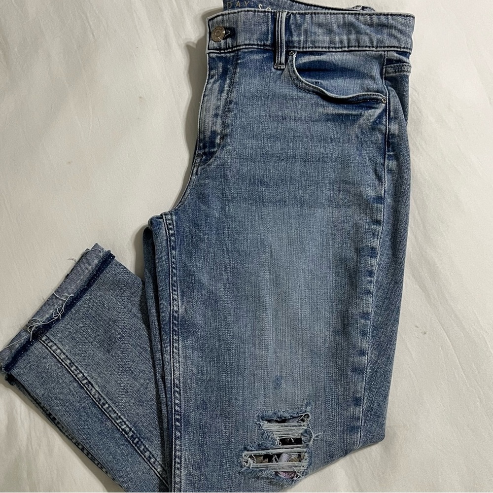 Midrise “Everyday Soft” White House Black Market girlfriend jeans